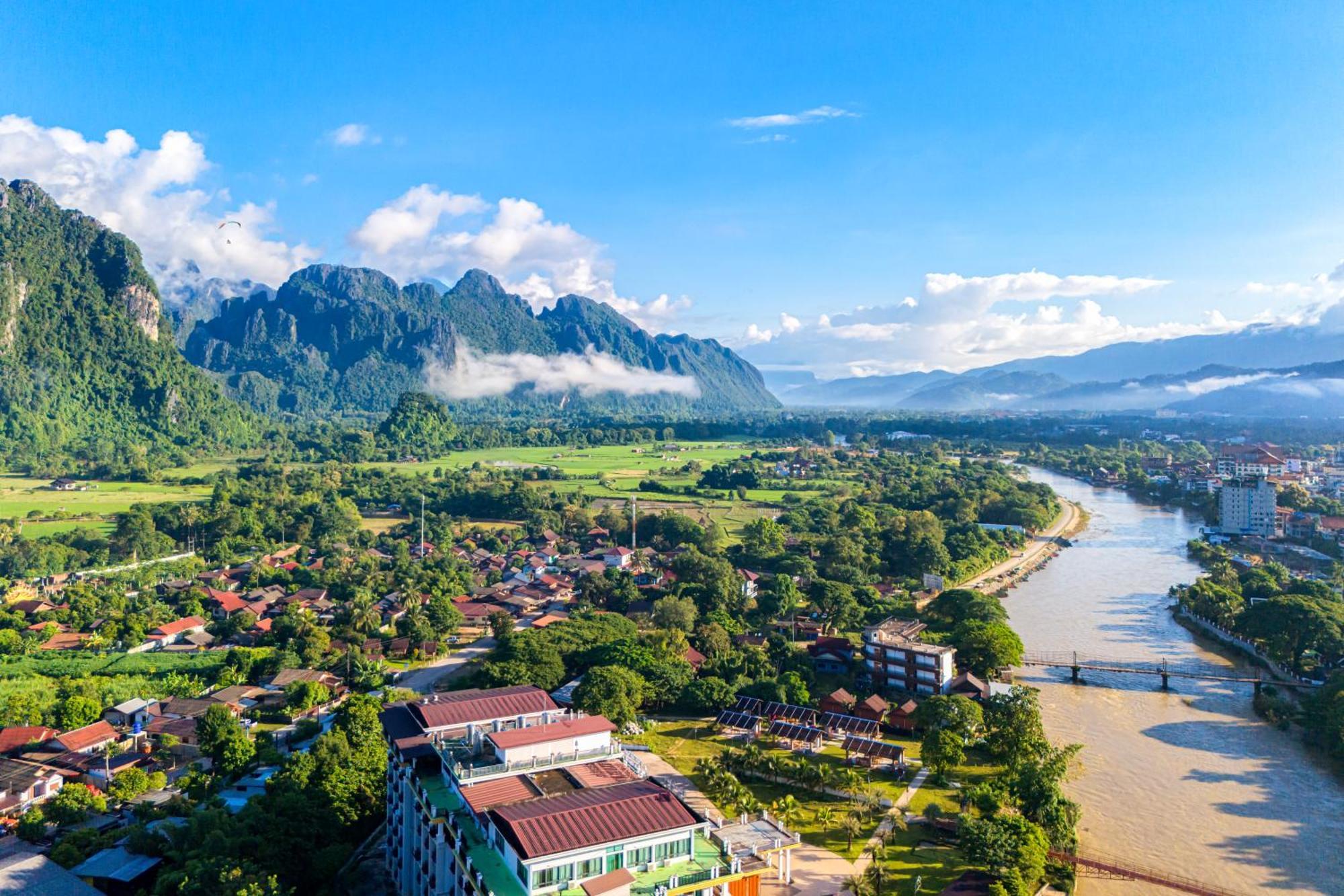 Lisha The Grand Riverside Hotel Vang Vieng Eksteriør billede