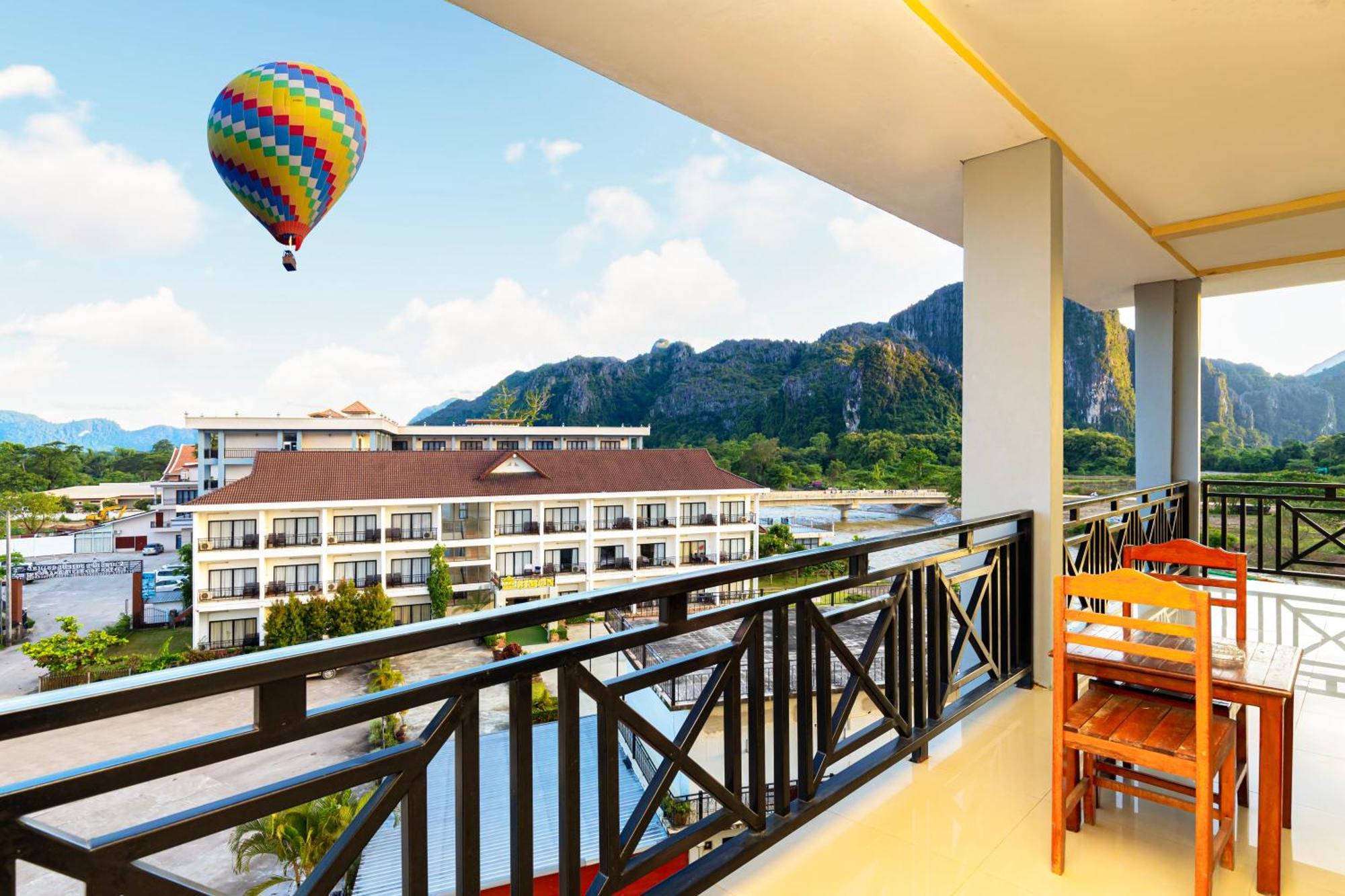 Lisha The Grand Riverside Hotel Vang Vieng Eksteriør billede