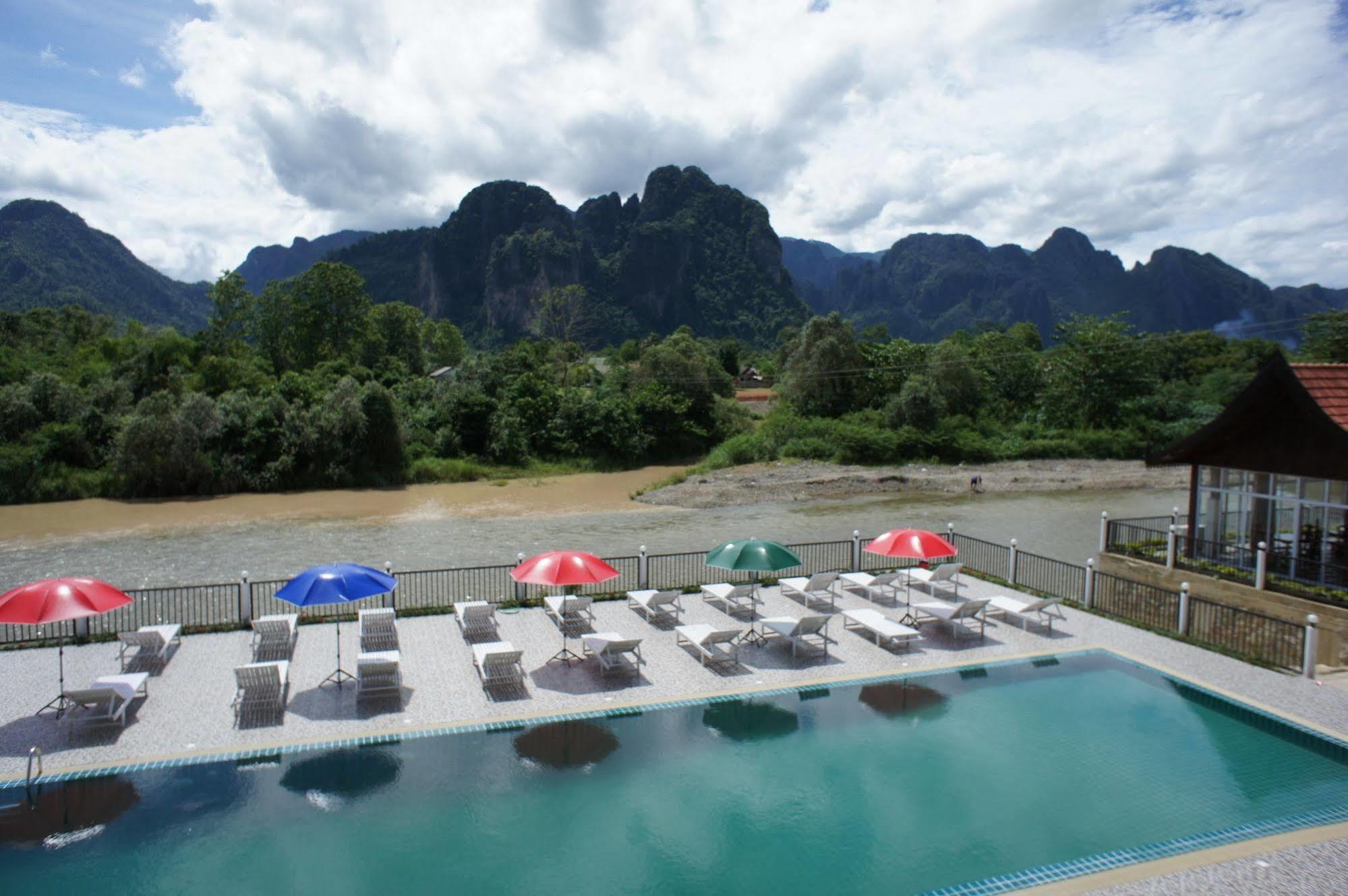 Lisha The Grand Riverside Hotel Vang Vieng Eksteriør billede